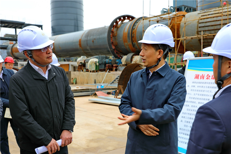 許忠建專題調研重點項目建設及企業(yè)復工復產情況